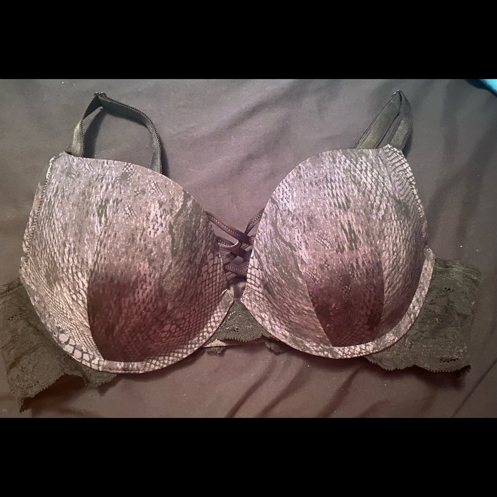 Snake print Torrid bra
